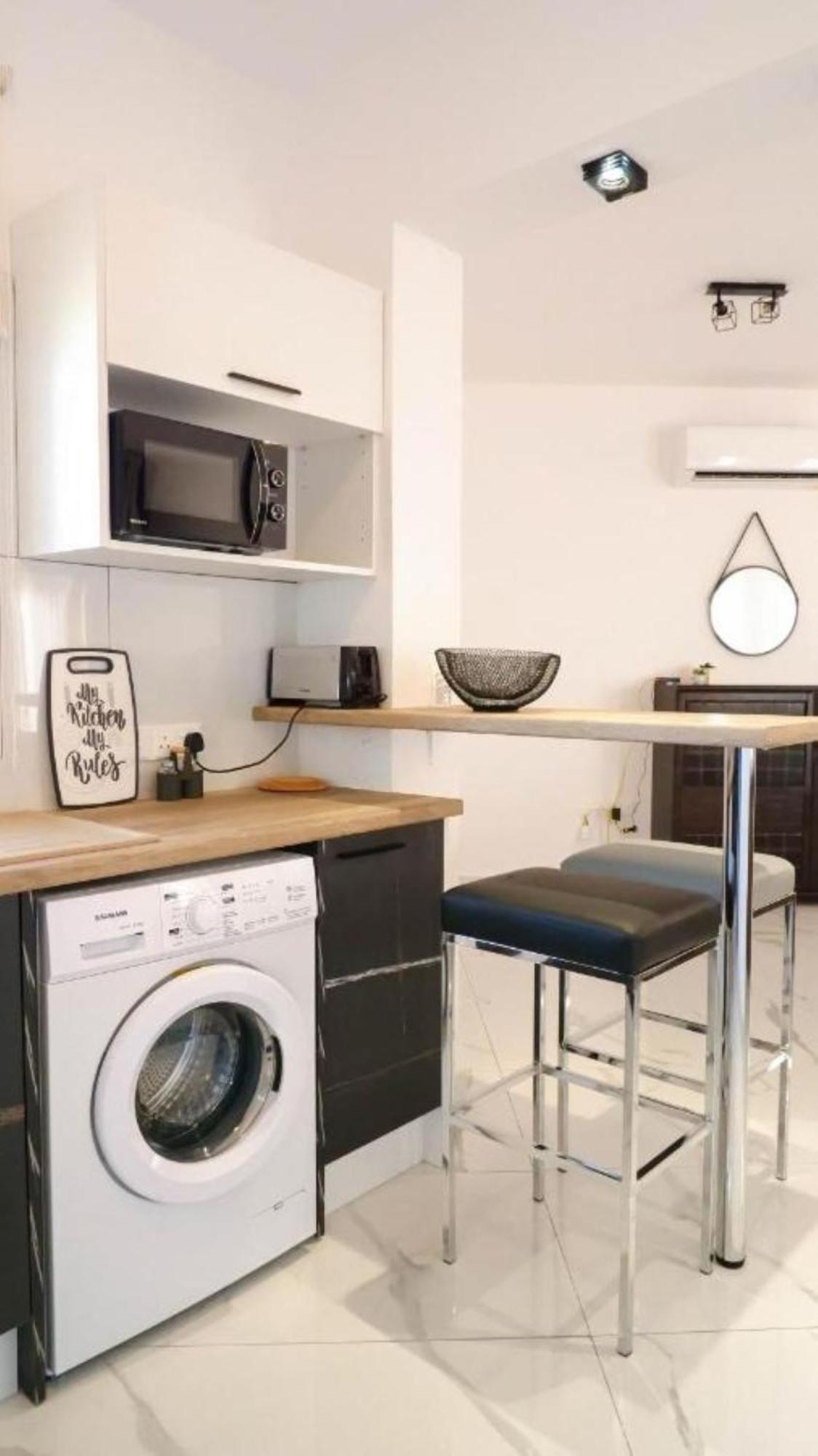 H&O Boulevard Breeze Apartment! Paphos ภายนอก รูปภาพ